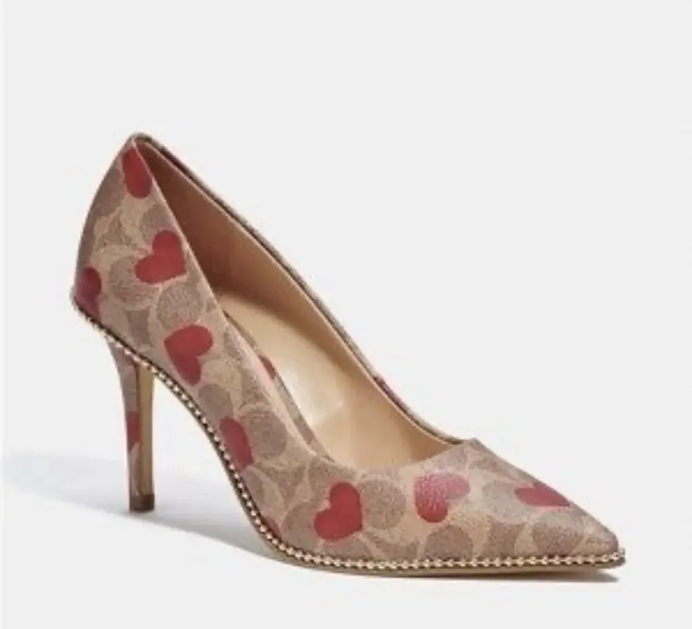 NEW Coach Heart Print Pumps Heels Shoes C9008 Romantic Valentines 11